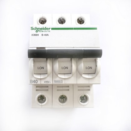 Schneider Electric iC60H A9F53340 B40A B40 40A 40 Amp 3 Pole Phase MCB Circuit Breaker Type B